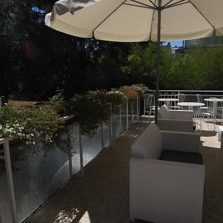 גראדו Hotel Moreri מראה חיצוני תמונה