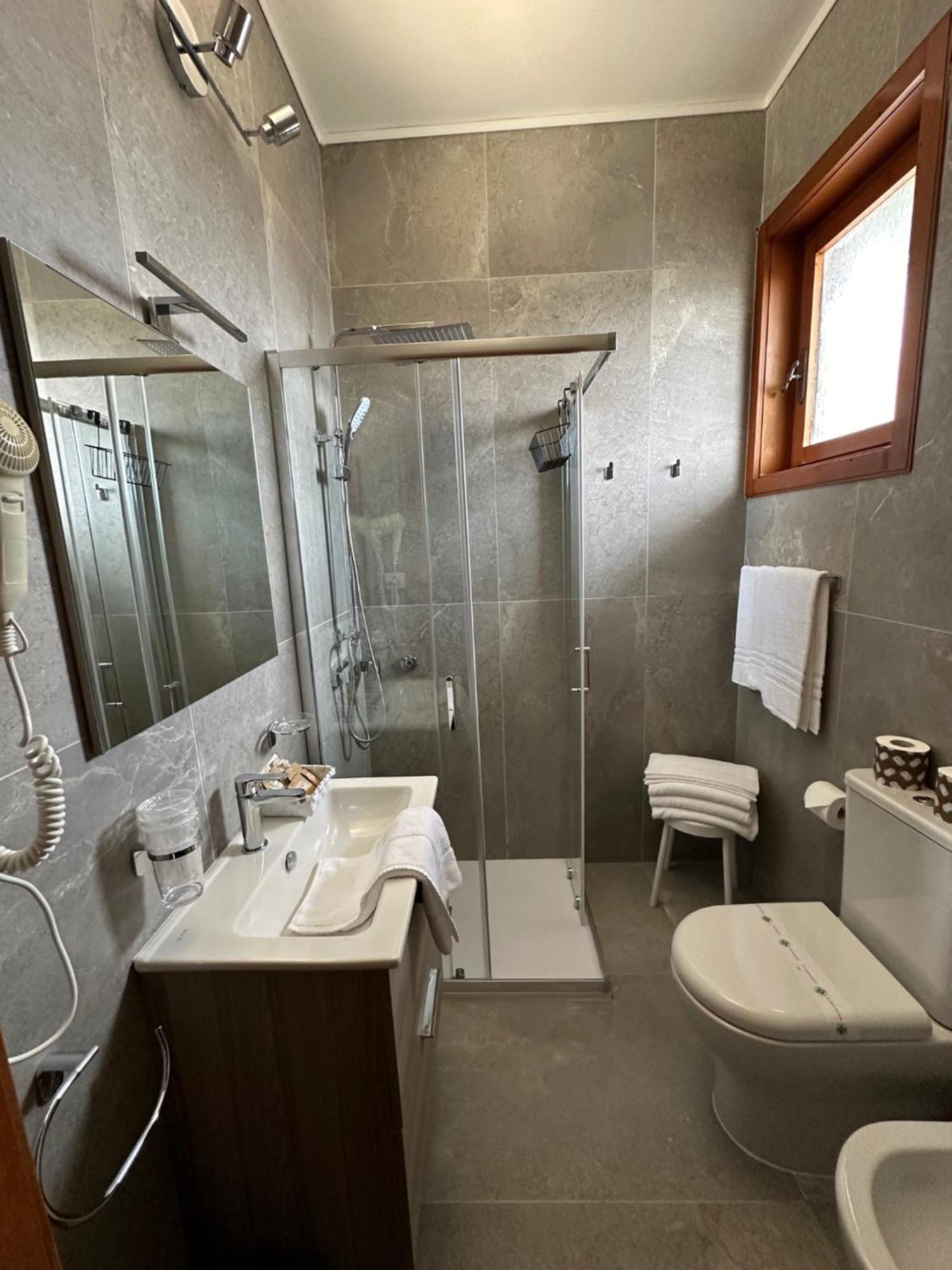 גראדו Hotel Moreri מראה חיצוני תמונה