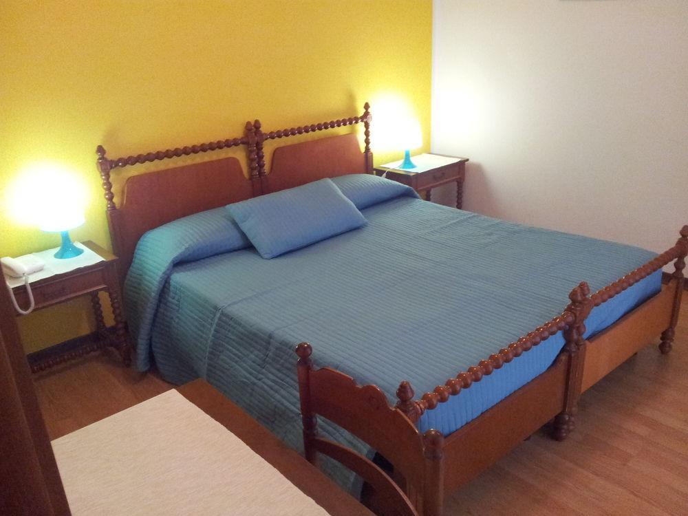 גראדו Hotel Moreri מראה חיצוני תמונה