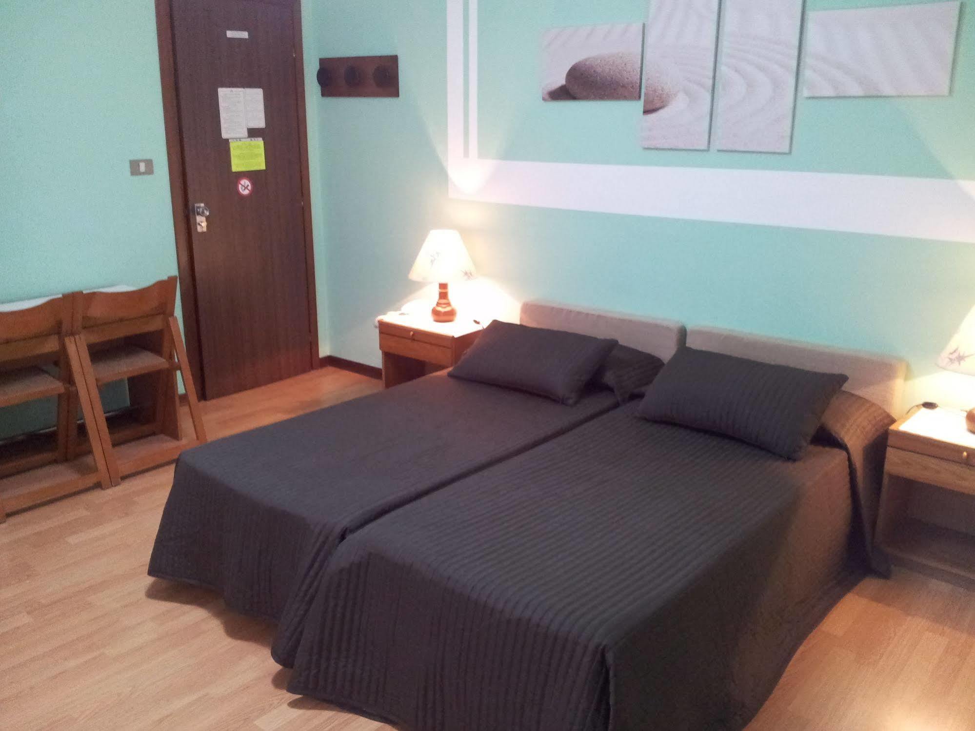 גראדו Hotel Moreri מראה חיצוני תמונה